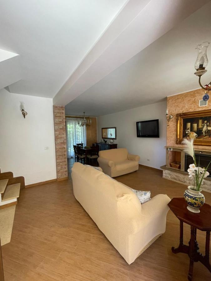 Villetta Climene Apartment Giardini Naxos Exterior foto